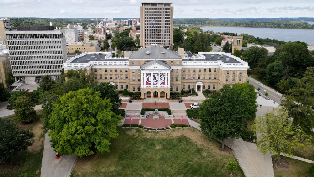 75365333007 uw madison capitol 0288.jpg