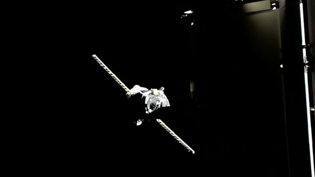 Russian cargo ship docks at space station with science, spacesuit and supplies Ejaclkxha6myzdkynekzmj 1200 80.jpg