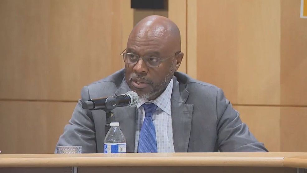 Seattle Public Schools chief to leave district in September Dadb1ca7 4d69 4a71 bdad f3980a4bbbff totvobrentjonesleaving.transfer frame 645.jpeg