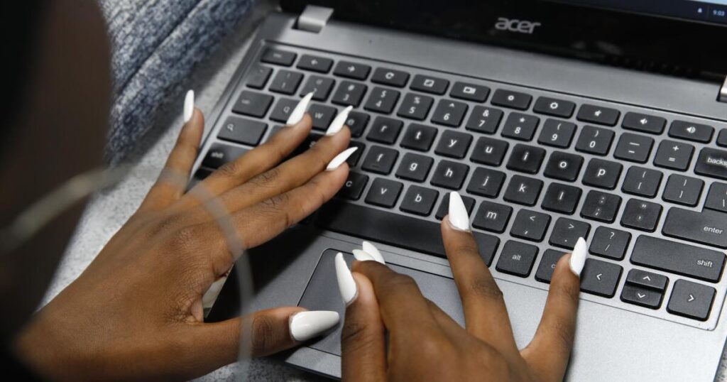 Urlhttps3a2f2fcalifornia times brightspot.s3.amazonaws.com2f772fd82fc401d3e4472f92bf7cdb541d.jpeg