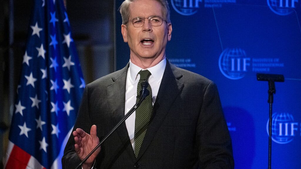 108135462 1745421129607 gettyimages 2210994966 afp 43984b3.jpeg