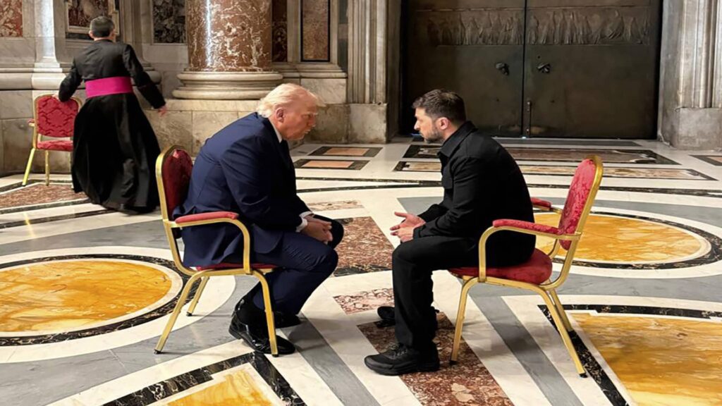 Trump criticizes Russia, meets Zelenskyy in Rome 108137028 1745677221213 ap25116388537554 3.jpg