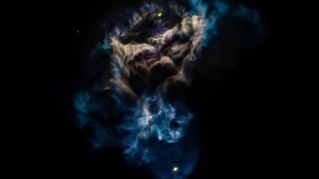 SpaceX launch creates a ‘nebula’ picture of the day for April 21, 2025 5g7hkect53z7wmpbwdb23e.jpg