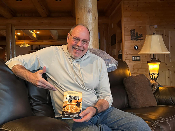 Marshalltown native pens leadership book, talks career in engineering | News, Sports, Jobs Paul and bookweb.jpg