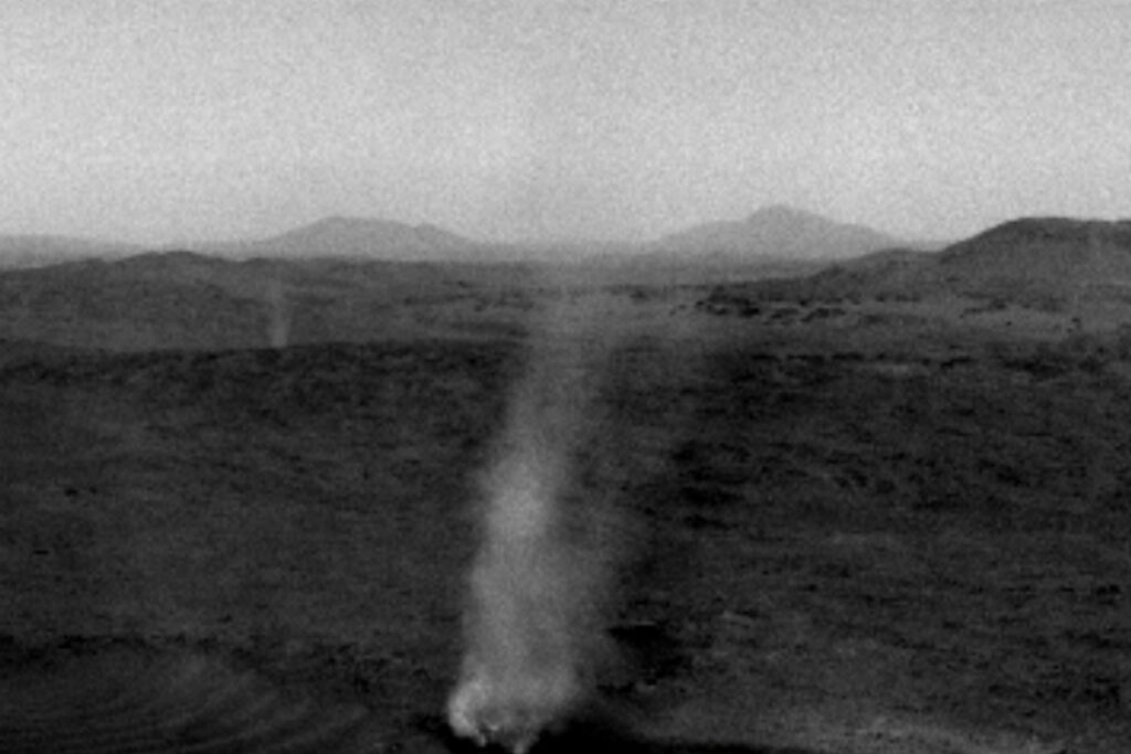 Perseverance dust devil.jpg