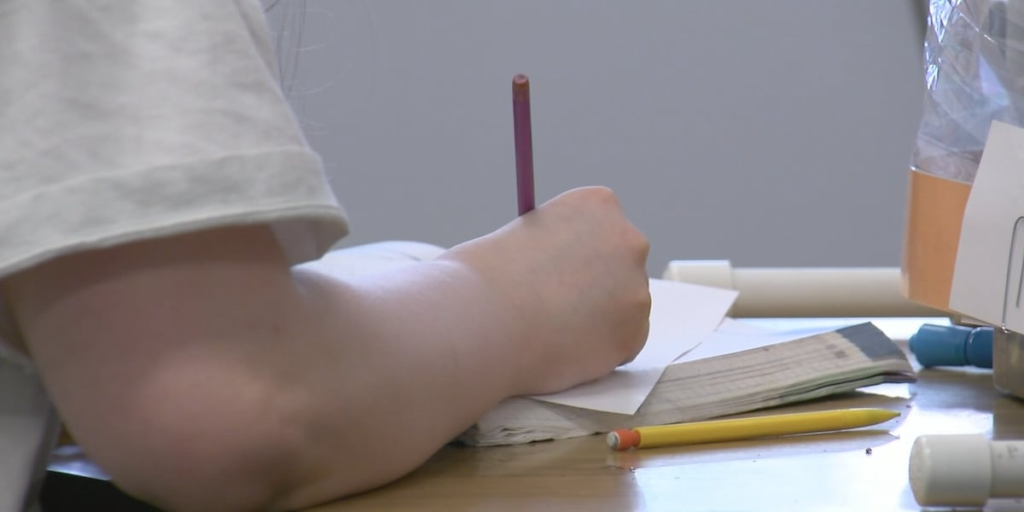 A waiting game in Southcentral for education funding Qjpolw3evrhrjhsiob2ouinc2i.bmp