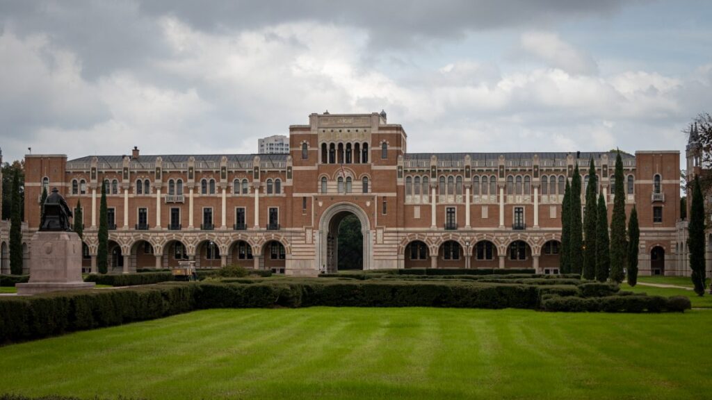 Rice University announces strategic plan to expand student population by nearly 30 percent – Houston Public Media Rice university 26 1200x675.jpg
