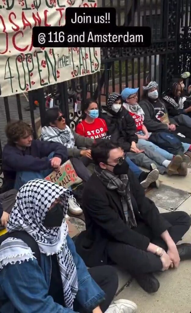 NYPD Arrests Keffiyeh-Clad Columbia Alum Who Set Up Tent Outside Main Campus Gate Vs jessicacostescujessicacostescux 000 2 e1745276676639.jpg