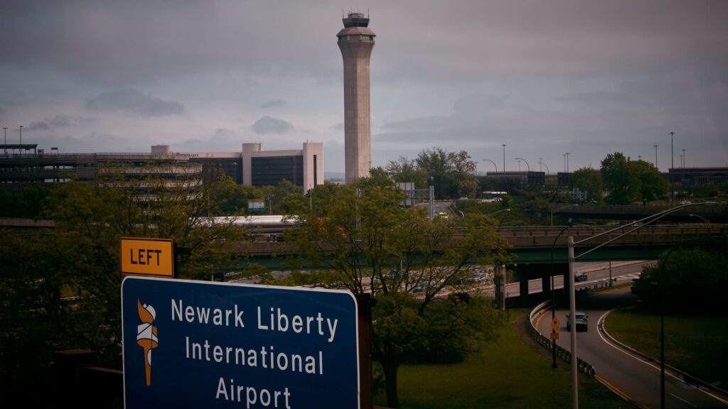 Why U.S. air traffic control is under strain 108141820 1746560509860 gettyimages 2213192275 akunited 022.jpeg