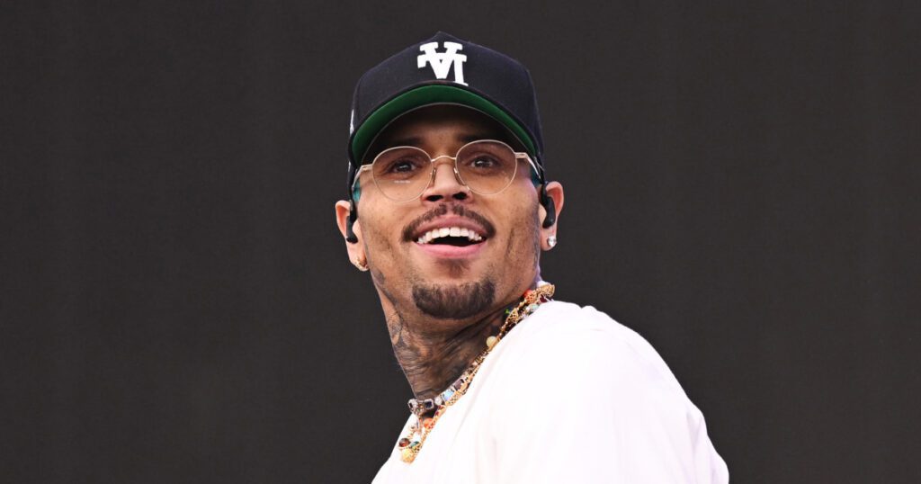 250521 chris brown mb 1320 83ef3c.jpg
