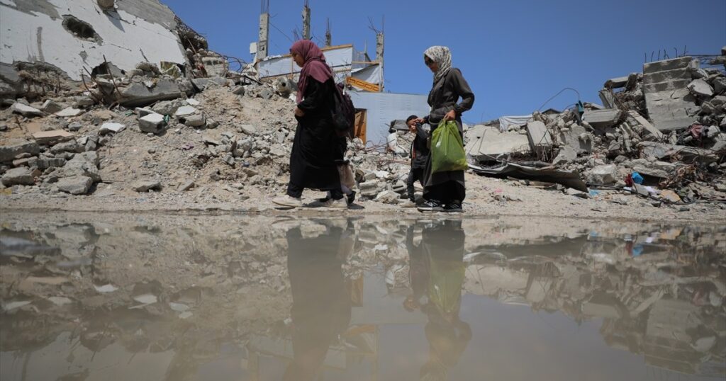 Aa 20250503 37833394 37833385 daily life in gaza under israeli attacks 1746327213.jpg