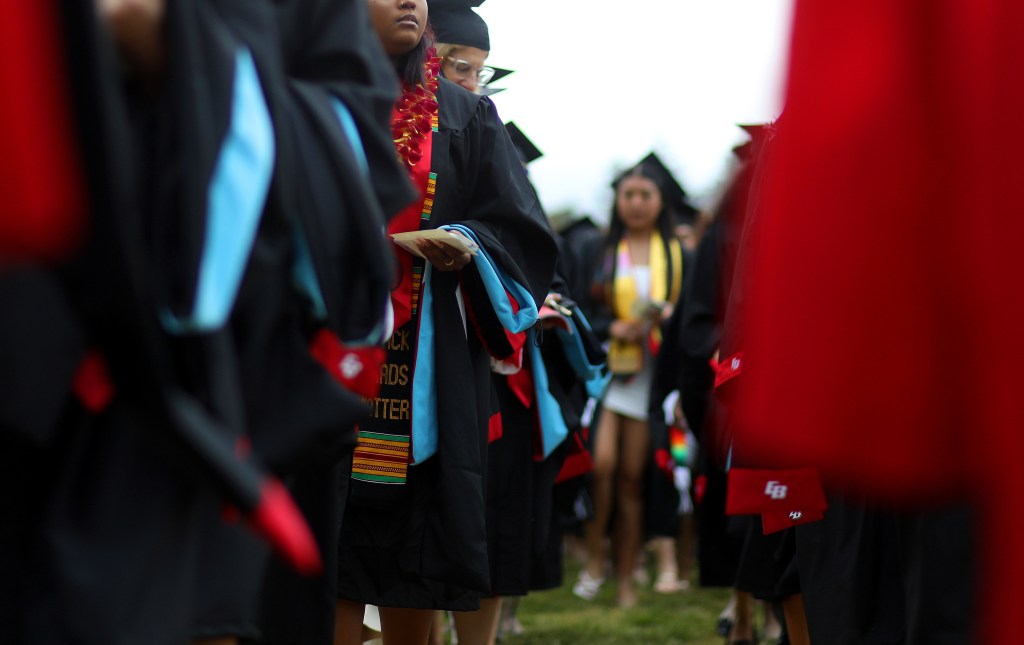 Special education students at CSU East Bay denied commencement walk – The Mercury News Ebt l speced 0515 1.jpg