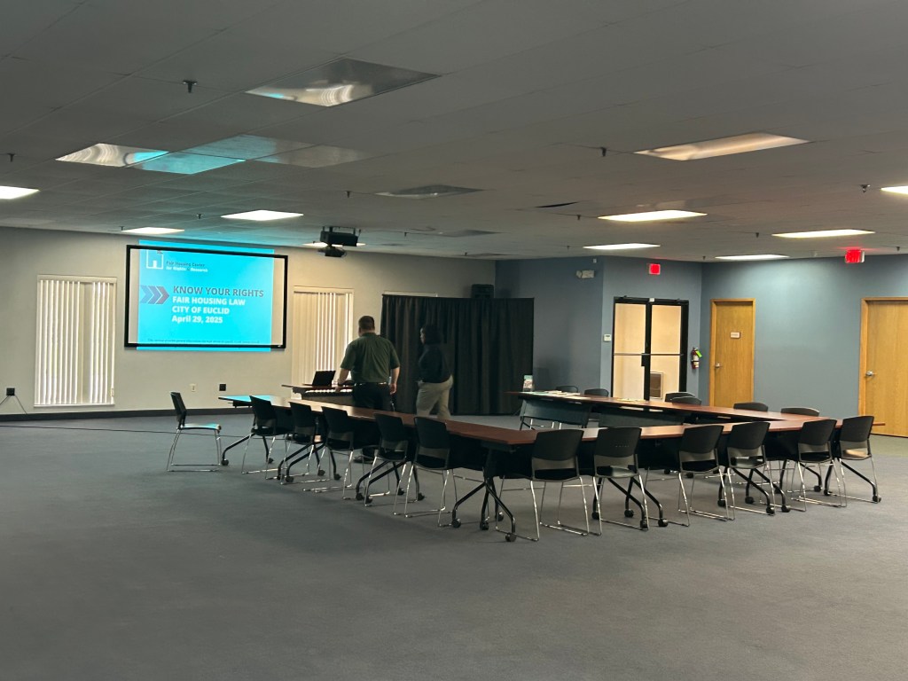 Fair housing education session in Euclid has no attendees Tnh l fairhousingeuclid 0502 02.jpg