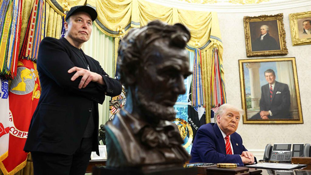 108155810 1749210802357 gettyimages 2217198105 trump.jpeg