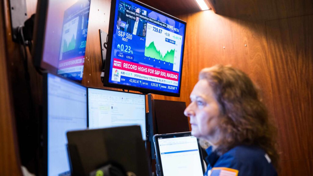 108165265 1751044040621 nyse traders photo 20250627 cc press 11.jpg