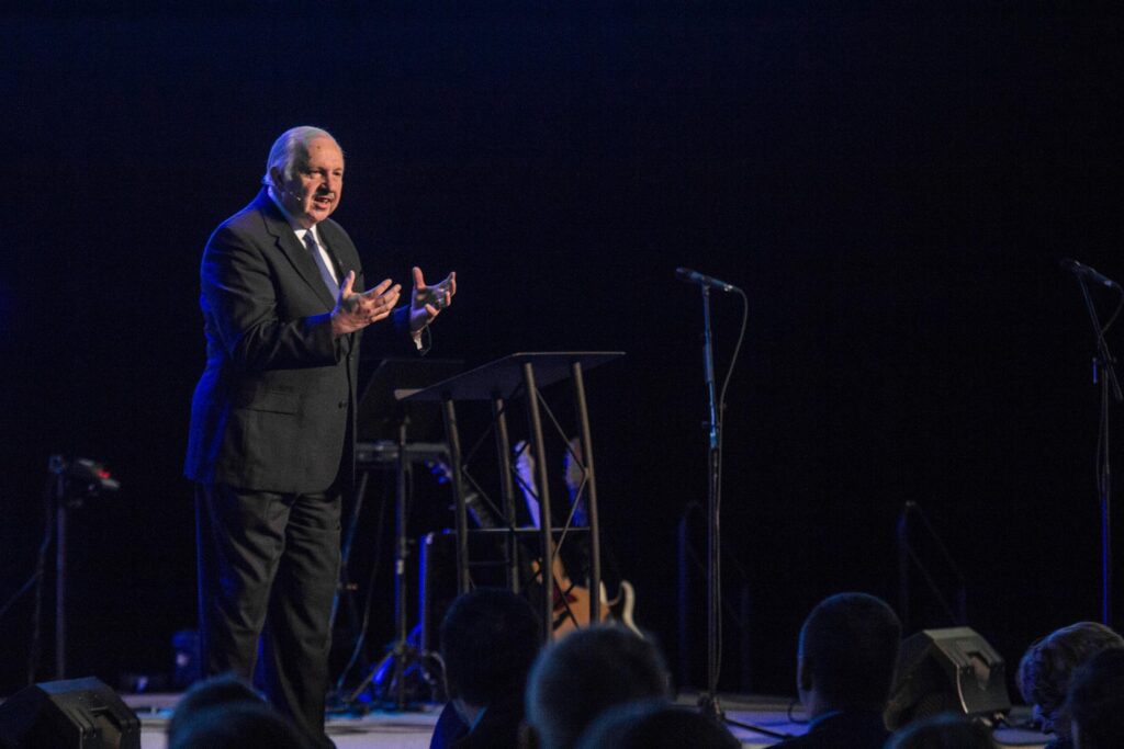 Yarbrough welcomed as acting president of TMU 62241139 10157224257478550 374471562813767680 n.jpg