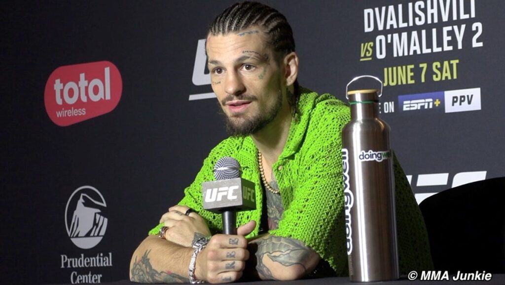 84029732007 sean o malley ufc 316 mediaday.jpg