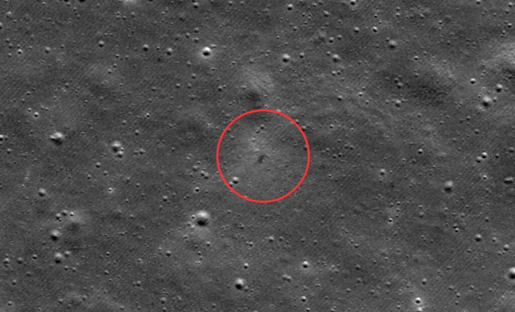 A strange mark just appeared on the moon — nasa satellite captures startling lunar disruption.jpg