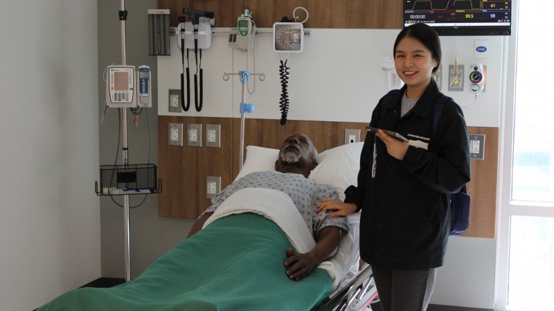 South Korean education agents visit Binghamton School of Pharmacy Korean visitors at sopps.jpg