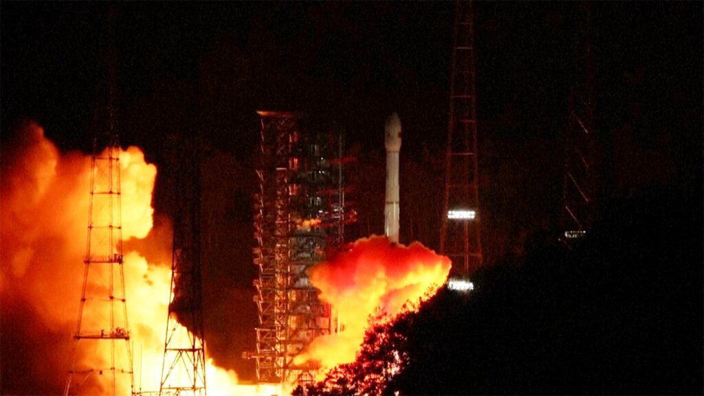 China launches rocket with tianwen 2 probe.jpg