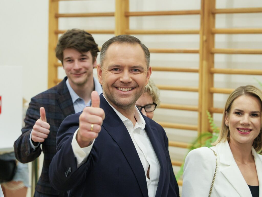 Poland election results: Who won, who lost, what’s next | Elections News Epa 683d7d27365a 1748860199.jpg