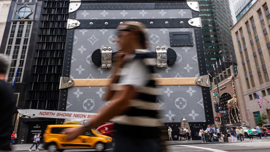 108177052 1753448111990 gettyimages 2225115017 anotherday82679988 swi7cny5.jpeg