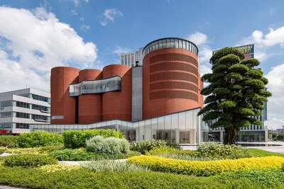 Craftsmanship Honoring Fragrance Culture – World’s Largest Fragrance Museum Officially Opens in Guangzhou 1cdb07796ae3c9f7b12ab86744498bbb.jpeg