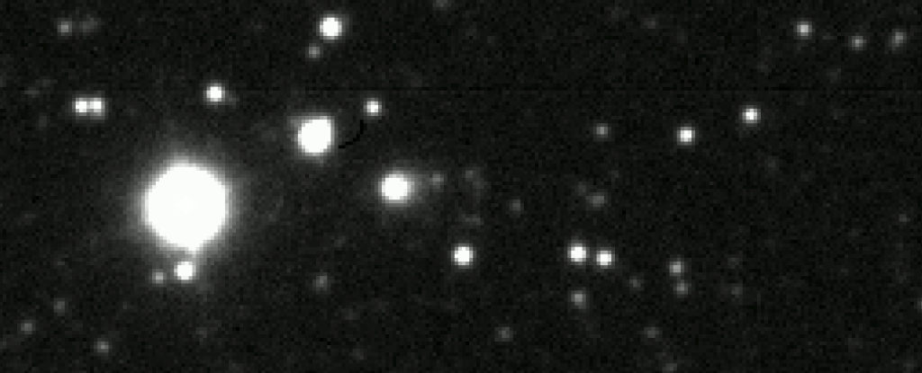 Astronomers Have Traced Our New Interstellar Comet’s Origin, And It’s a First : ScienceAlert 3iatlas.gif