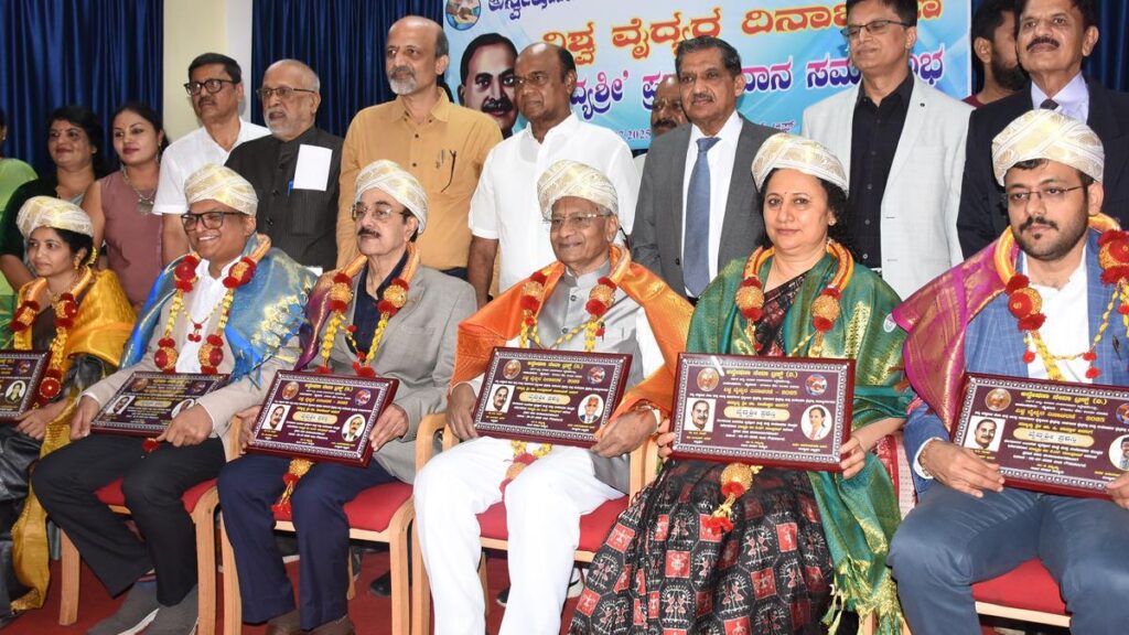 Early onset of cardiac issues a pointer to lifestyle changes, lack of physical activity: Ravindranath 6702 6 7 2025 18 43 0 1 doctorsday.jpg