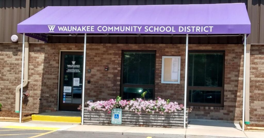 68779d58ce272.image .jpg