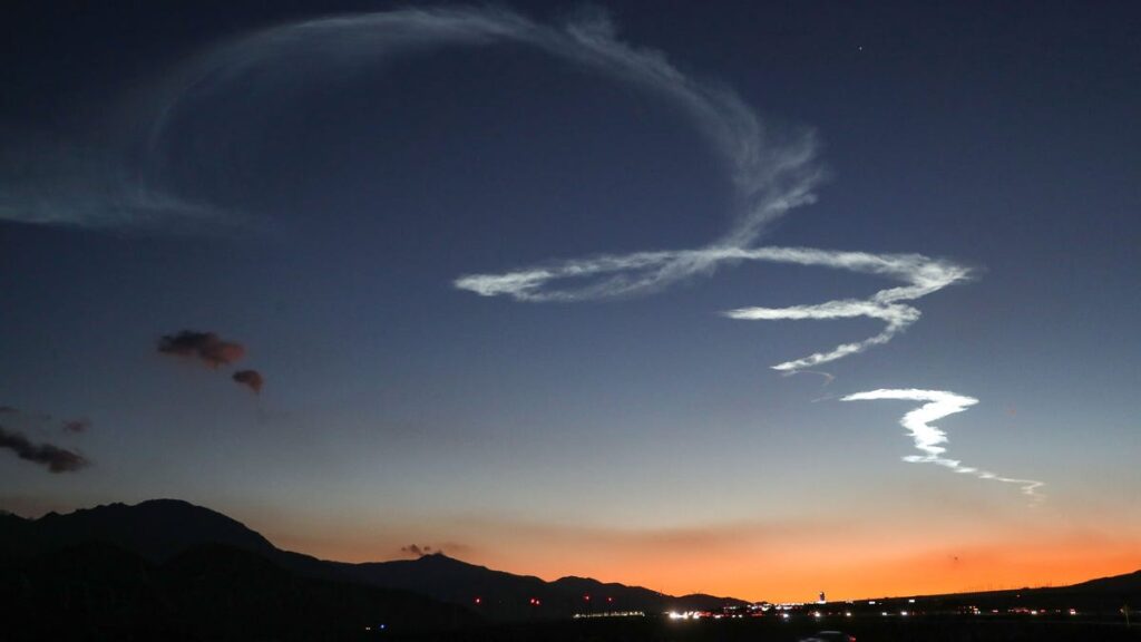 Where to see SpaceX liftoff 73175229007 spacex launch april 3.jpg