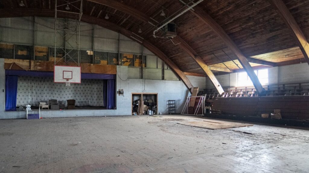 Long a source of pride, the Medaryville gym needs help for second life 83493974007 medaryville old gyms 04302025 gh 007.jpg