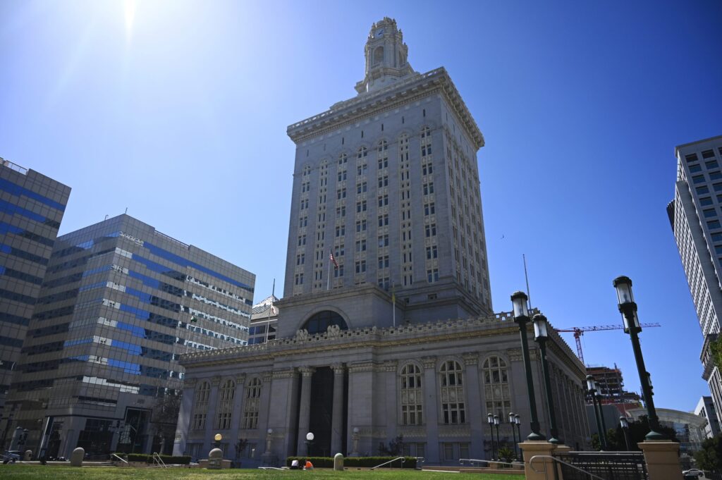 Oakland partners with nonprofit foundations to deliver funding to arts and culture orgs Bcn 20210409 oakland 03 scaled.jpg