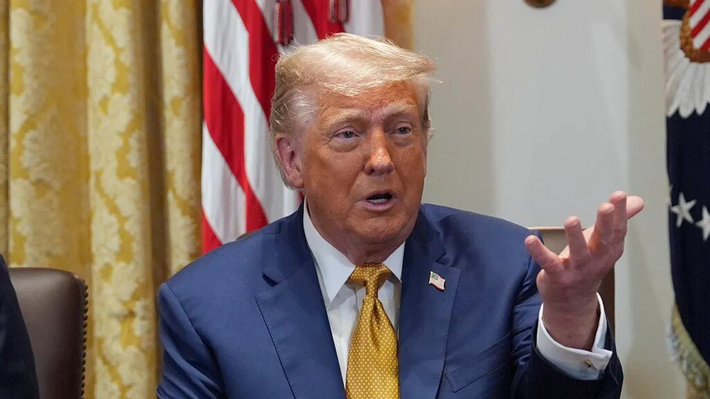 Trump cabinet meeting.jpg