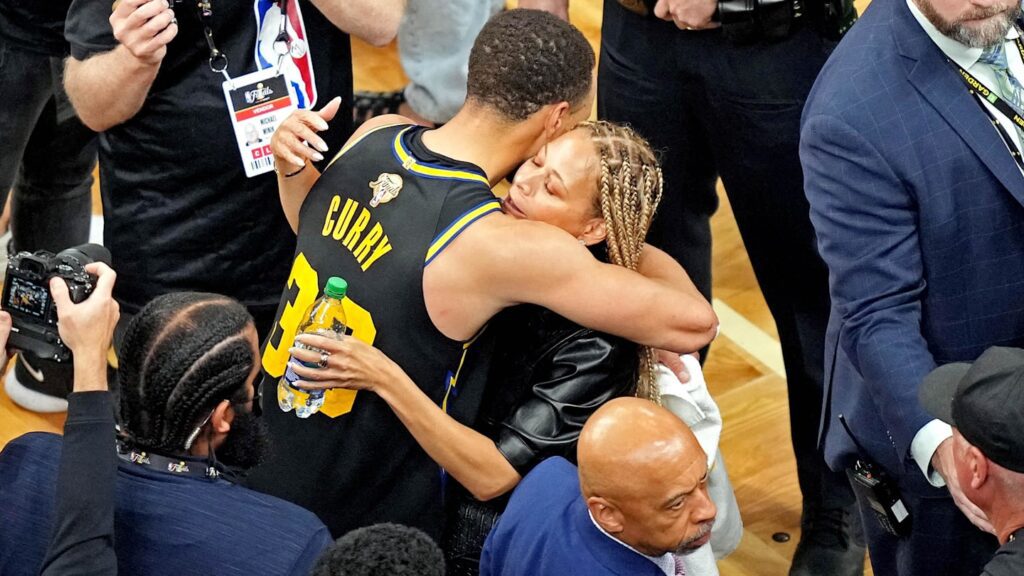 Stephen Curry’s mom shares tragic news his grandma Candy Wyms Adams passed away 01k1mc4j2cjmcjwvybbv.jpg