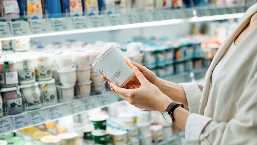 Some probiotics could feed, rather than fend off, infections 072925 ts cdiff probiotic feat.jpg