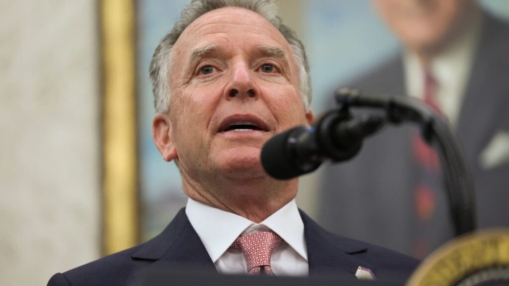 108151404 17484518022025 05 28t165452z 1592517509 rc2zqeaxqcyf rtrmadp 0 usa trump.jpeg