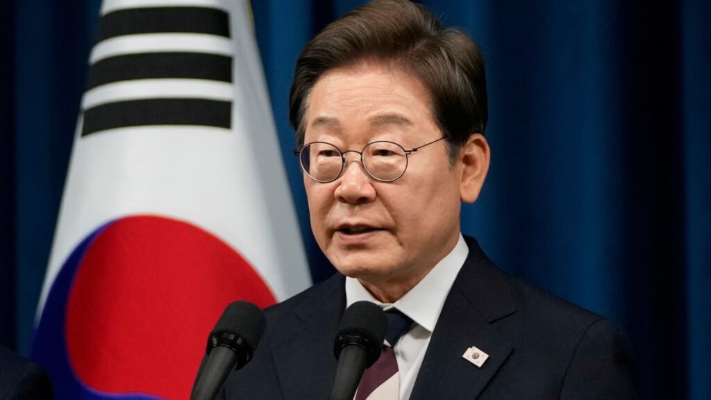 108154481 17490459102025 06 04t055819z 574110325 rc2hvear9ea0 rtrmadp 0 southkorea election inaugura.jpeg