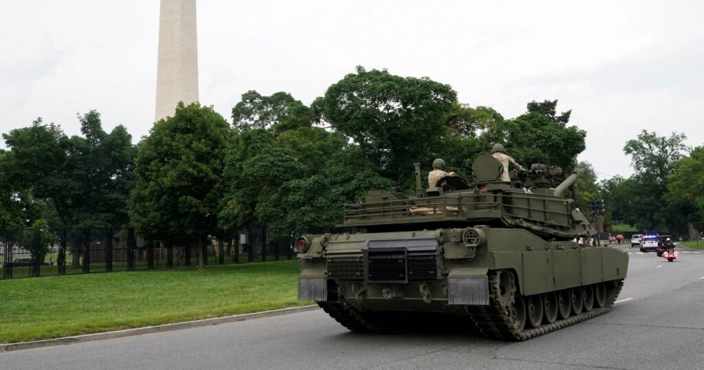 2025 06 14t014204z 1554801171 rc2z1famhoje rtrmadp 3 usa trump parade 1754535572 ce875f 1754537547.j.jpeg