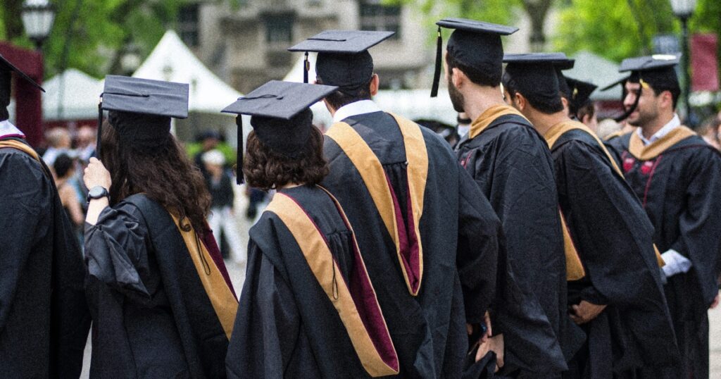 250806 college graduation vl 453p f13caf.jpg