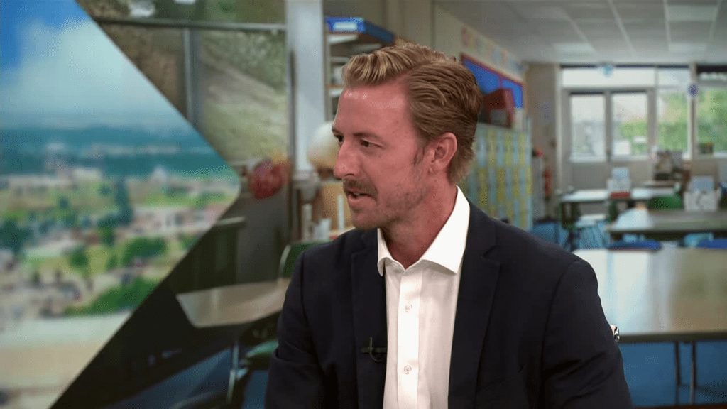 638913874257153446 thumbnail.png