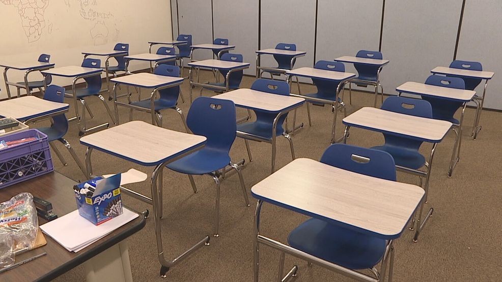 Geneseo schools prepare for national bell-to-bell cellphone ban 64f0135b 8dce 48cf 8471 41f97fb9f56b cellphonesinschoolnomore 0001 frame 48901.jpeg