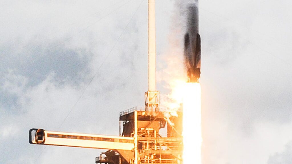 85479575007 crb 080125 spacex 26.jpg