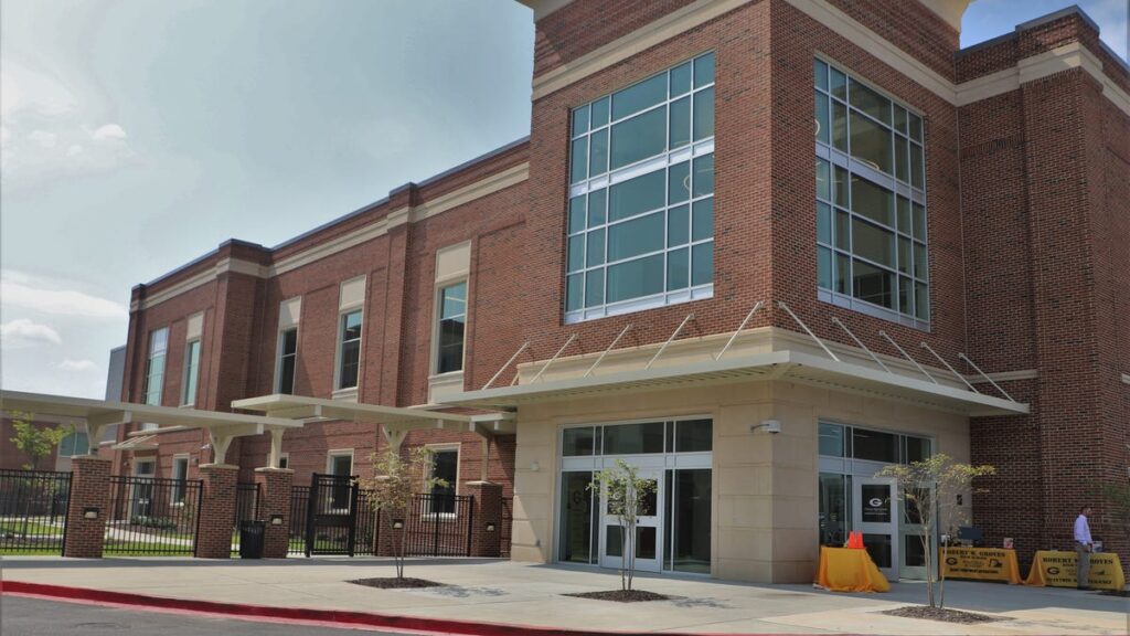 85763312007 82125 deh ctae building ribbon cutting.jpg