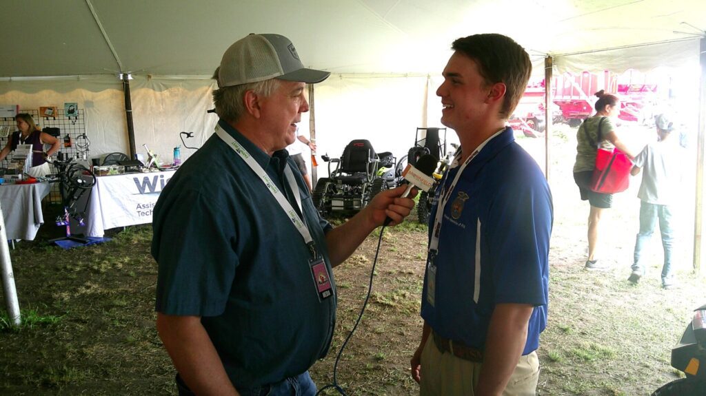 Farm family emphasises safety education Larry w sam mell ffa vp at ftd 1.jpg