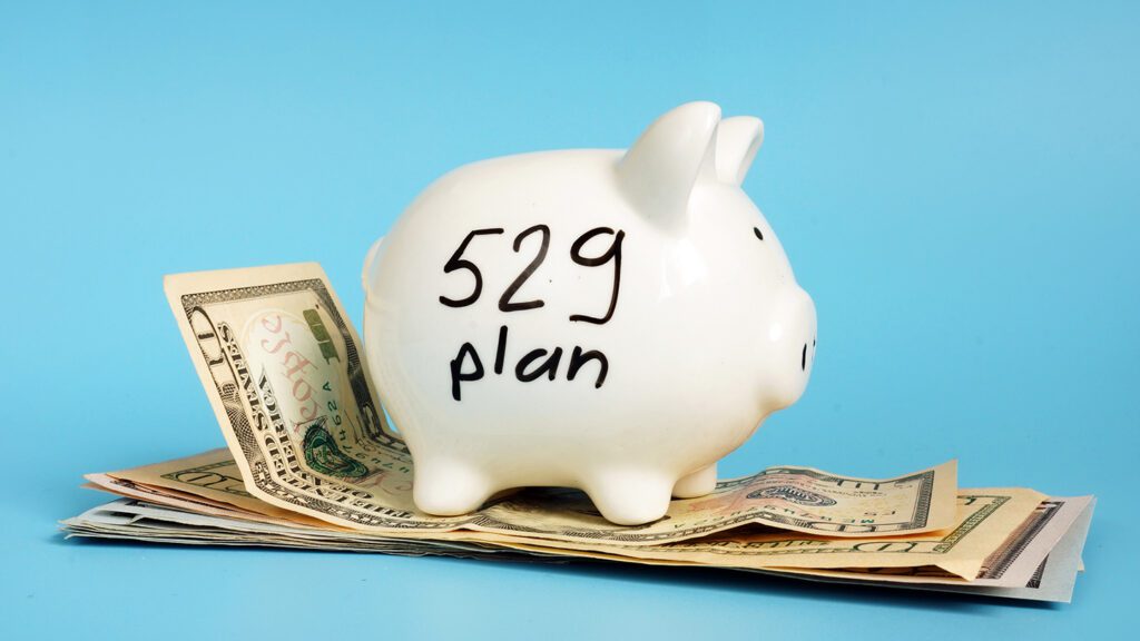 Savings college 529 g 1166014455 1440x810.jpg