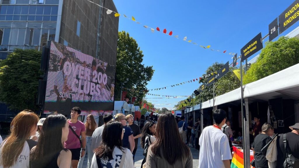 Why does Australia want more foreign students a year after curbs? Who will benefit? – Firstpost Untitled design 2025 08 05t132845.453 2025 08 94b27e23fac784f605d1cb1c66bcae54.jpg