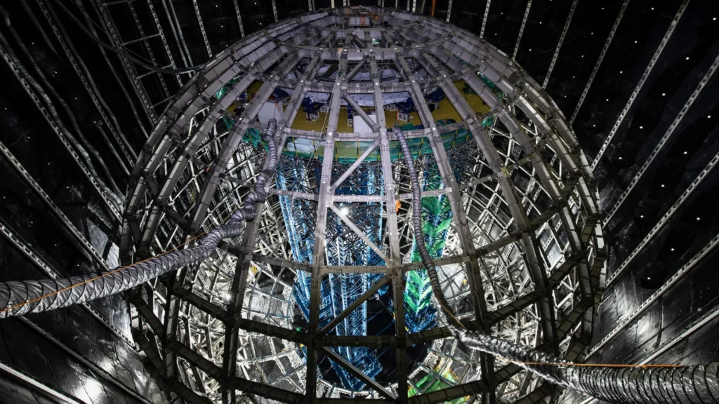 Juno central detector.webp.webp