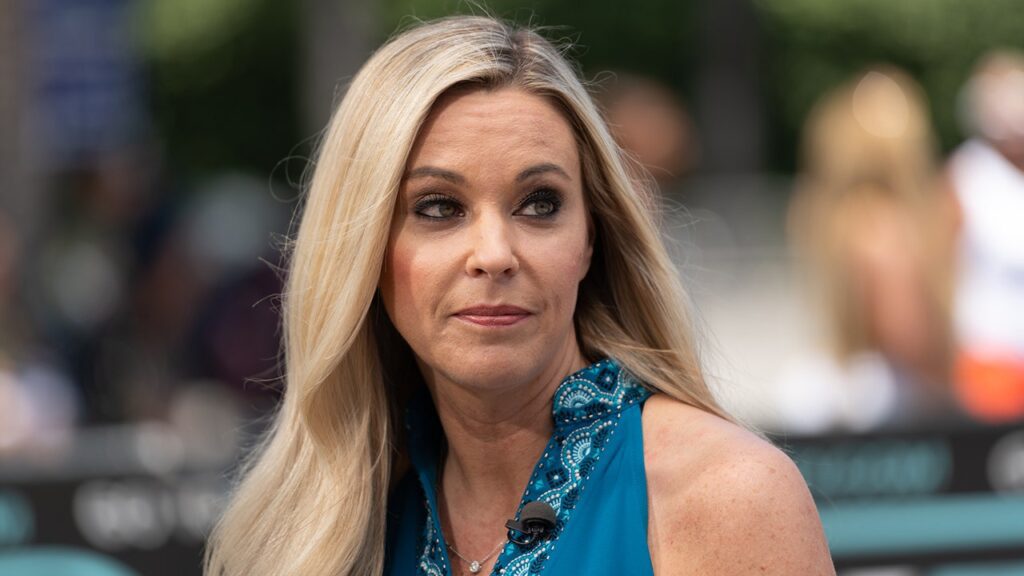 Kate Gosselin denies rumors that she stole her children’s college money Kate gosselin solo.jpg