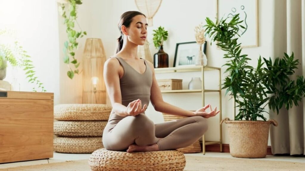 Can’t sit still for meditation? Yoga expert shares 5 tips for beginners to stay focused and calm | Health Meditation 1755351874913 1755351875041.jpg